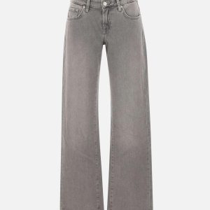 "Low straight steel"