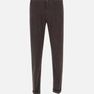 Pantaloni "Mucha chinos"