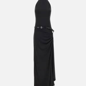 Abito con scollo all'americana sospeso