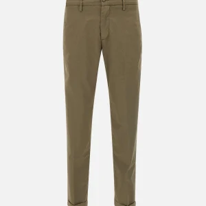 Pantaloni "Mucha chinos"