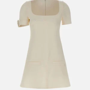 Abito a trapezio con fibbia