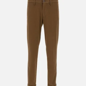 Pantaloni "Mucha chinos"